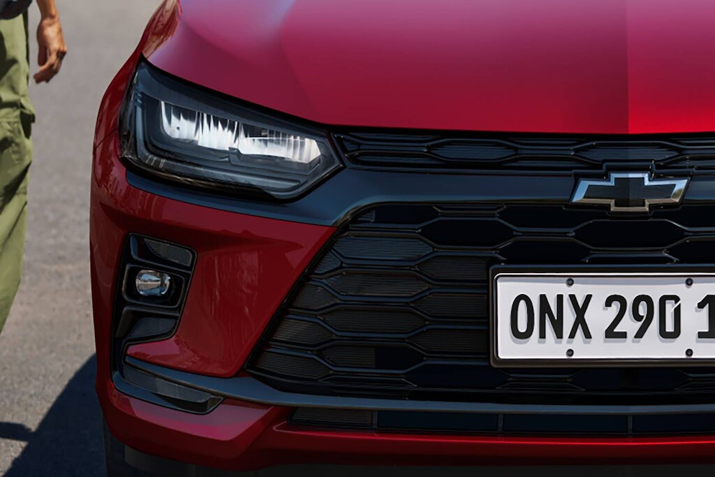 A versão RS conta com spoilers dianteiros e frontais com o melhor design  compacto esportivo.