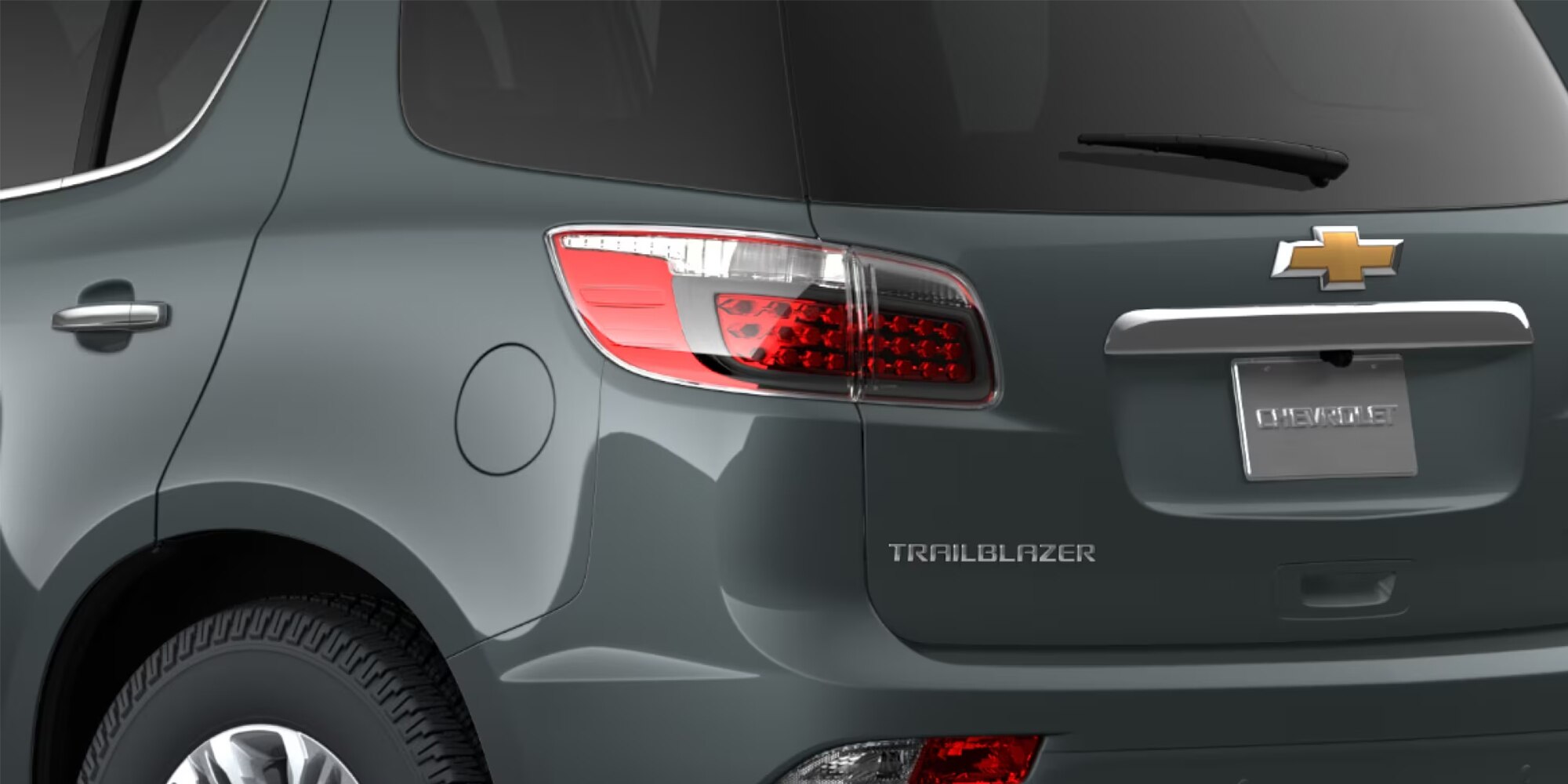 Detalhe da traseira da Chevrolet Trailblazer com lanternas em LED